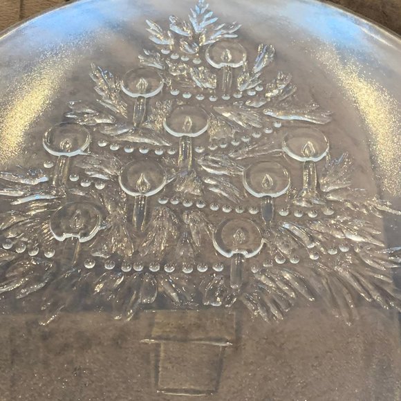 VINTAGE L.E. SMITH 13" CRYSTAL PARTY PLATE, CHRISTMAS SERVING PLATE, MADE IN USA - Picture 8 of 10